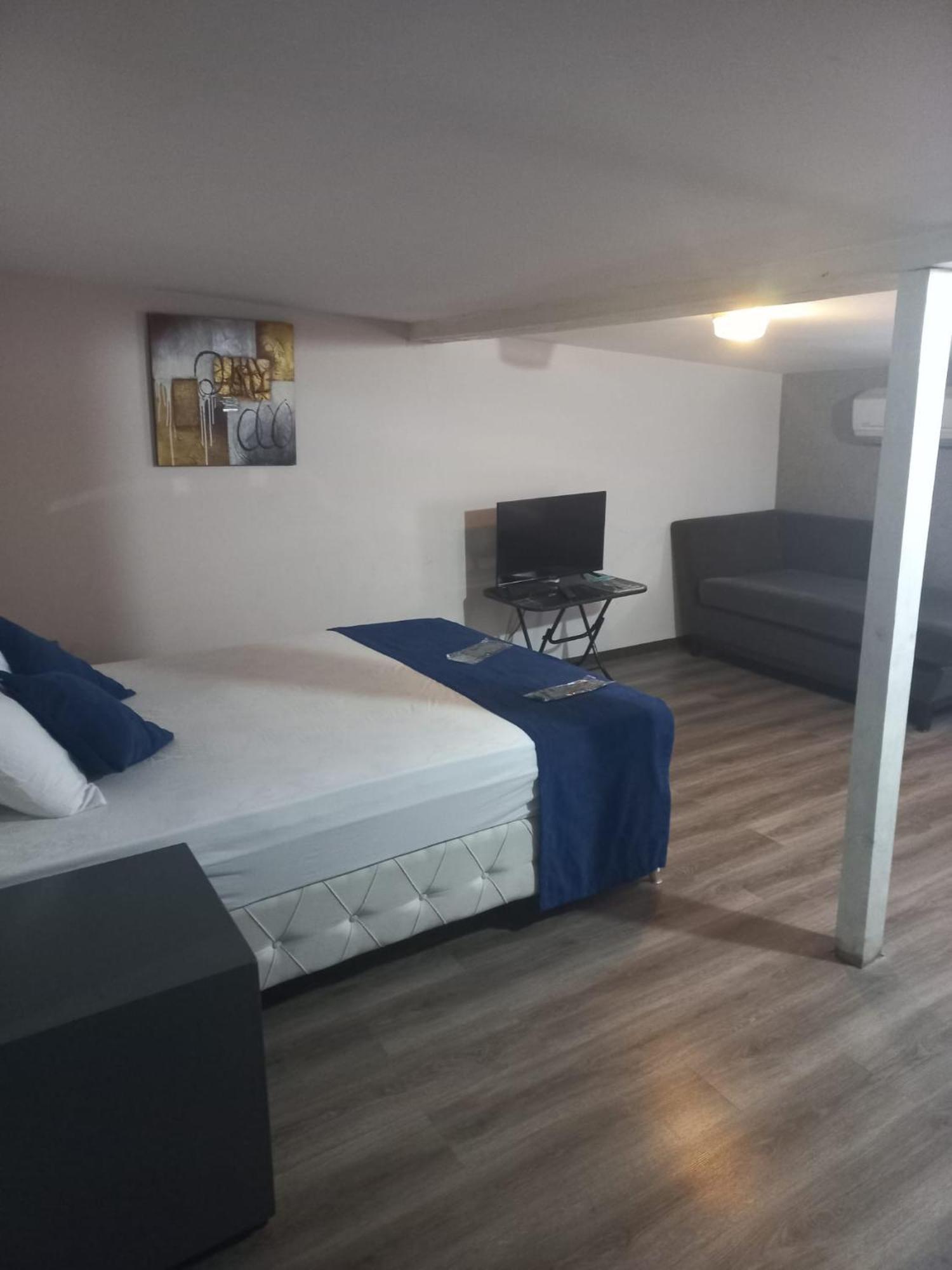 Dev Hotel - Istanbul — Photos 1